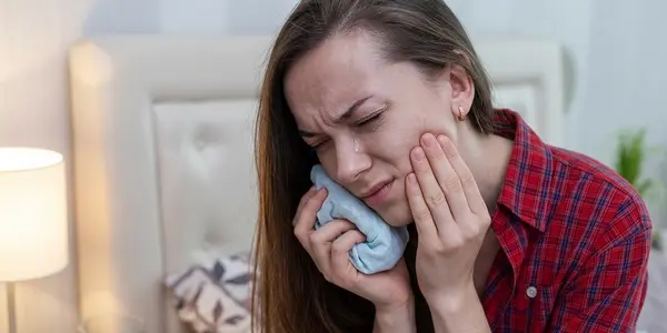 Sudden, intense toothache